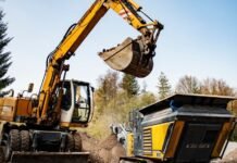 How Does A Mobile Crusher Work