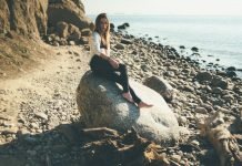 YouTube Music continues glacial growth tempo, provides background playback