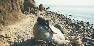 YouTube Music continues glacial growth tempo, provides background playback